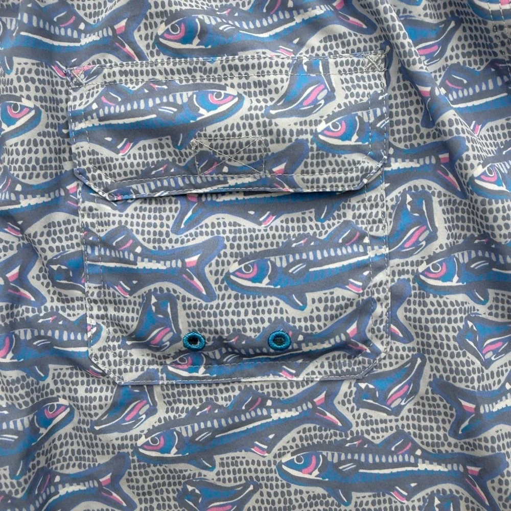 Vineyard Vines Swim Trunks Mens XL Blue Fish Print Performance Stretch Shorts